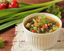 Постные зеленые щи с крапивой и китайским чесноком