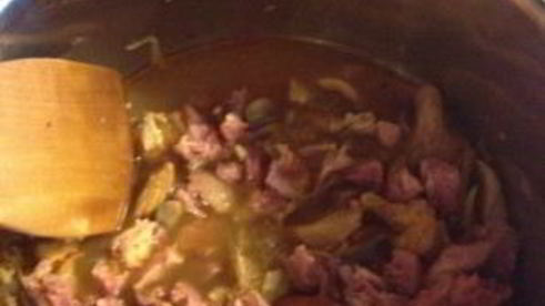 щи из кислой капусты с грибами