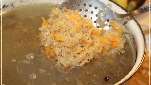 щи из квашеной капусты с уткой