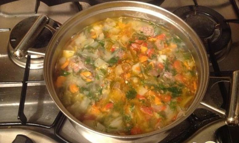 Рецепт щей из свежей капусты с фрикадельками