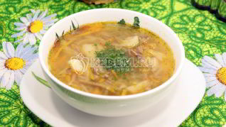 Щи с капустой и языком