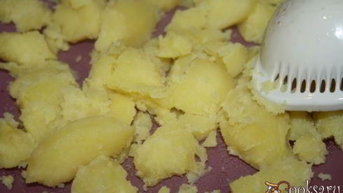 щи с квашеной капустой и молодым щавлем