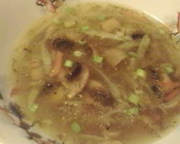 Щи со свежей капустой и грибами