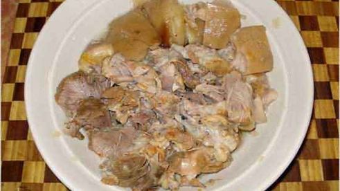 щи томленые кислые со свининой