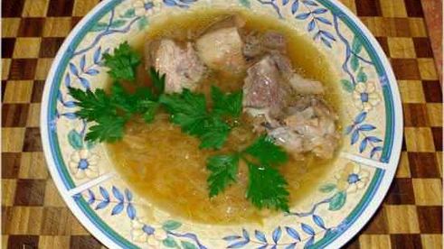 щи томленые кислые со свининой