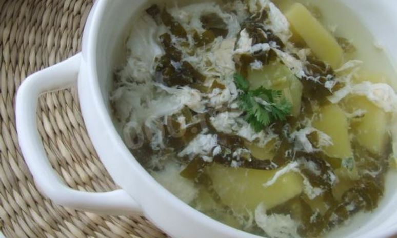 Рецепт зеленых щей из щавеля с яйцом без мяса