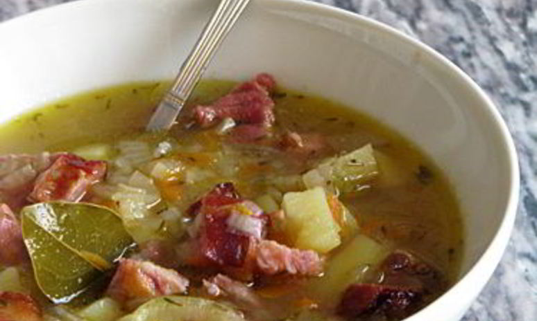 Рецепт шотландского лукового супа с копченой свининой