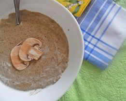 Сливочный крем-суп с шампиньонами