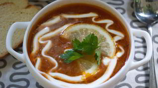 Домашняя мясная солянка