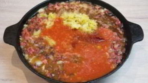 домашняя мясная солянка