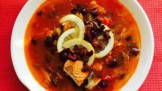 Рыбная солянка из трех видов лососевых