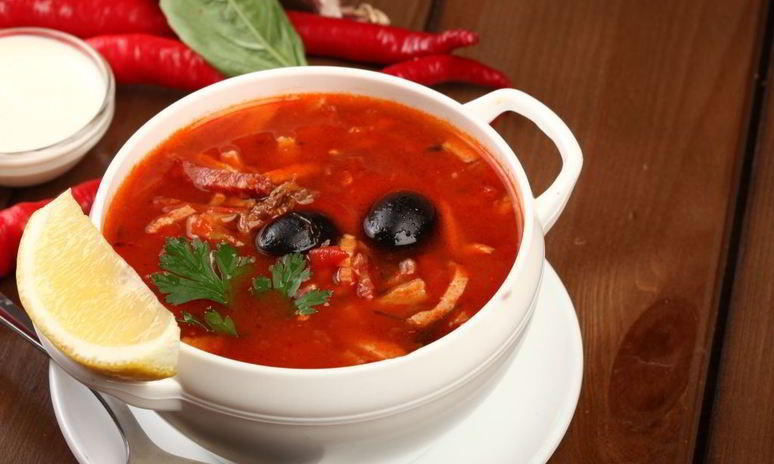 Рецепт сборной мясной солянки в мультиварке