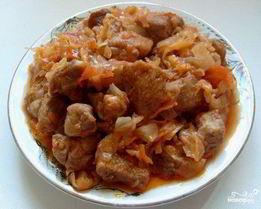 Солянка из свежей капусты с мясом