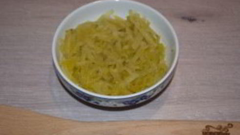 солянка с курицей и колбасой