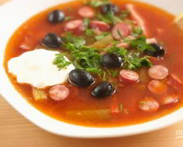 Солянка сборная мясная с колбасой