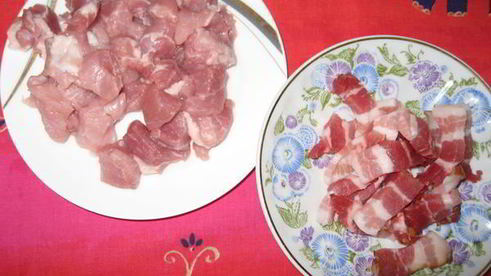 солянка тушеная свиная с вешенками