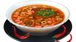 Суп солянка с колбасой