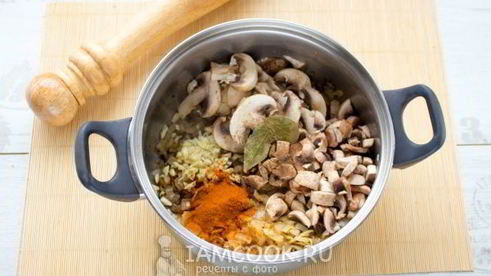 вегетарианская грибная солянка