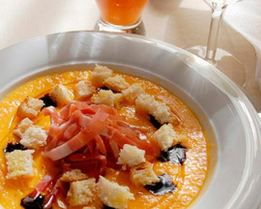 Суп из дыни с прошутто по-тоскански