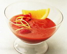 Суп из ревеня с клубникой