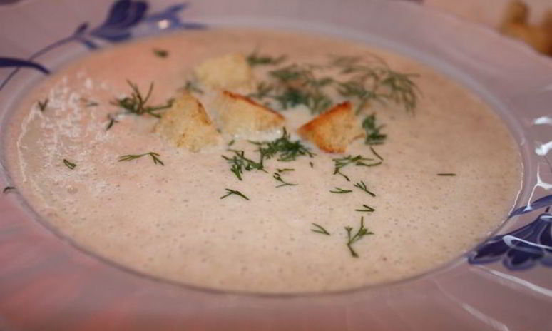 Рецепт ароматного грибного супа-пюре из шампиньонов с тимьяном