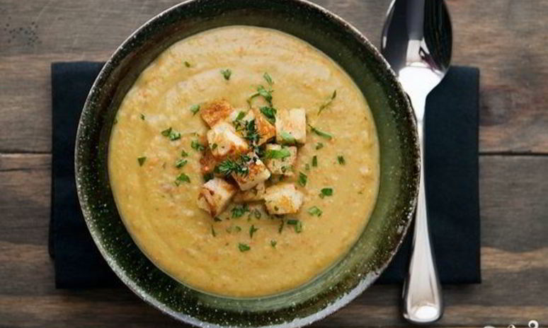 Рецепт горохового супа-пюре с сухариками