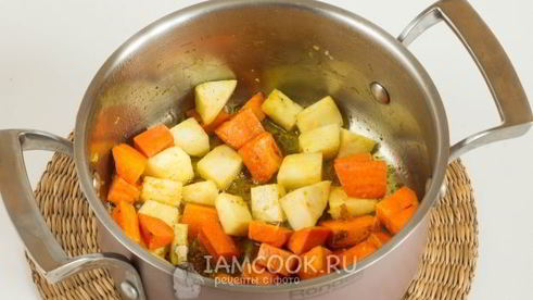 картофельный суп-пюре с корнем сельдерея