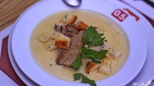 Суп-пюре гороховый с курицей