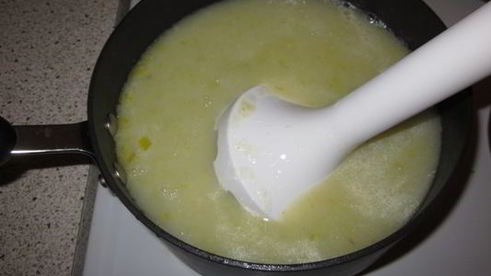 суп-пюре из лука порея с беконом