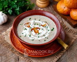 Суп-пюре из шампиньонов с чесноком