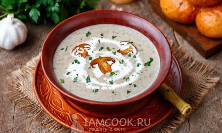 Рецепт супа-пюре из шампиньонов с чесноком