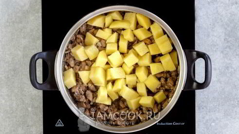 суп-пюре из шампиньонов с чесноком