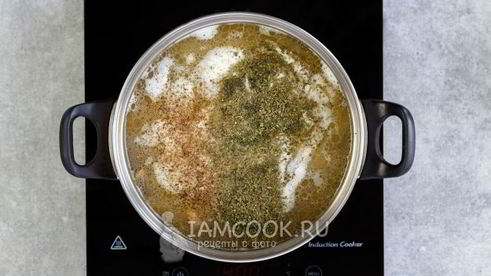 суп-пюре из шампиньонов с чесноком