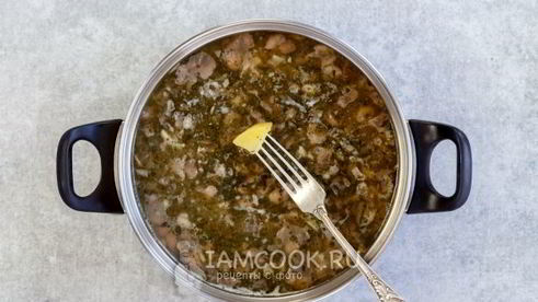 суп-пюре из шампиньонов с чесноком