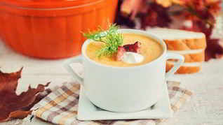 Суп-пюре из тыквы с беконом