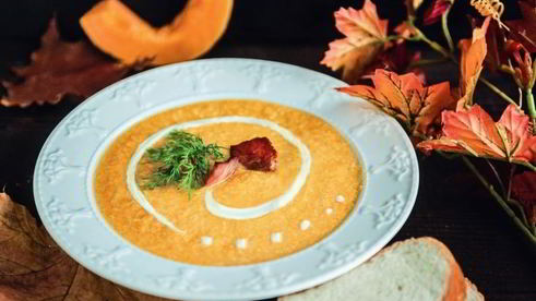 суп-пюре из тыквы с беконом