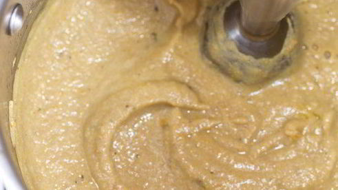 суп-пюре с куриной печенкой и цуккини