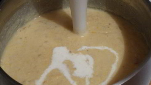 суп пюре с молодым картофелем и кукурузой