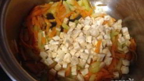 суп-пюре с тыквой и сельдереем