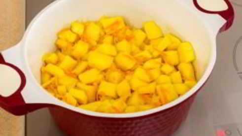 тыквенный суп-пюре с ароматными сухариками