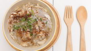 Суп с базиликом и яичной заправкой