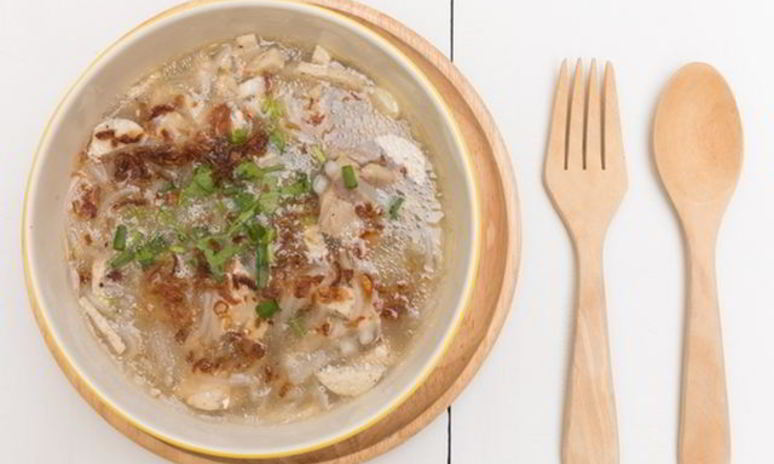 Рецепт супа с базиликом и яичной заправкой