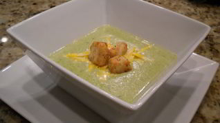 Суп с брокколи и сыром по-быстрому