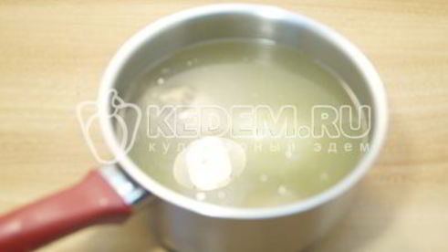 суп с говядиной и лапшой