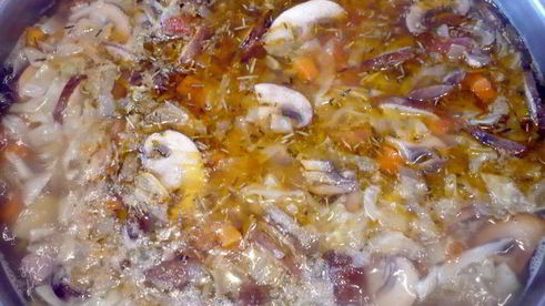 суп с капустой грибочки под крышей