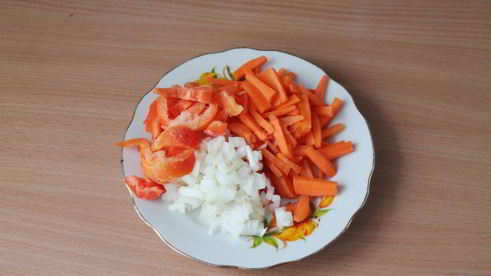 суп с охотничьими колбасками