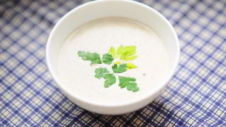Сырный крем-суп с грибами и сельдереем