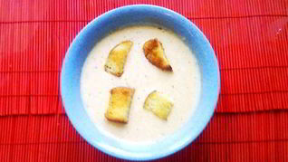 Сырный суп с гренками