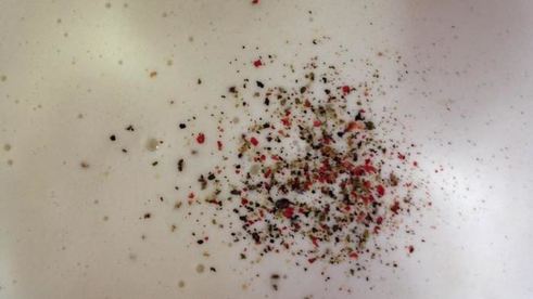 сырный суп с грушей и грецкими орехами