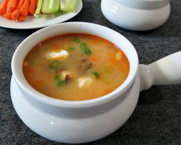 Сырный суп с копченой курицей